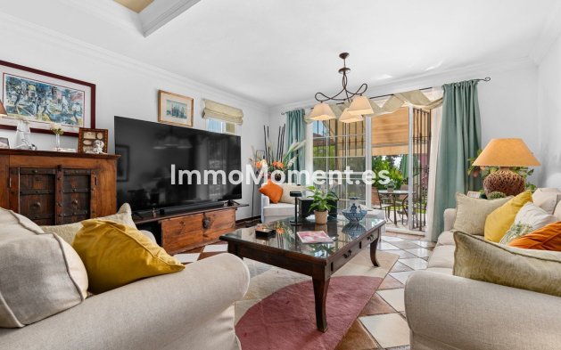 Bestaande woning - Rijtjeshuis - Estepona  - Estepona Centro