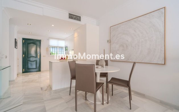 Revente - Appartement - Marbella - Nueva Andalucía