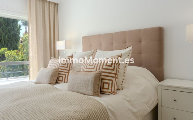 Revente - Appartement - Marbella - Nueva Andalucía