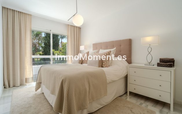 Revente - Appartement - Marbella - Nueva Andalucía