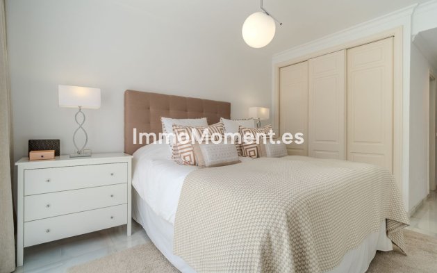 Revente - Appartement - Marbella - Nueva Andalucía