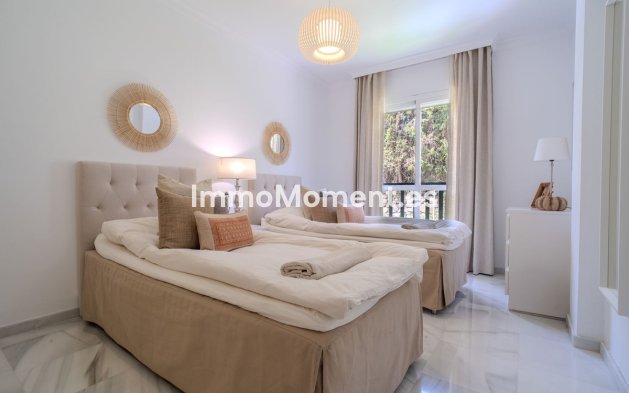 Revente - Appartement - Marbella - Nueva Andalucía