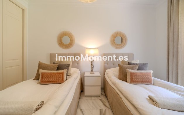 Revente - Appartement - Marbella - Nueva Andalucía