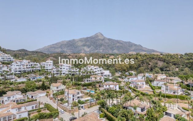 Revente - Appartement - Marbella - Nueva Andalucía