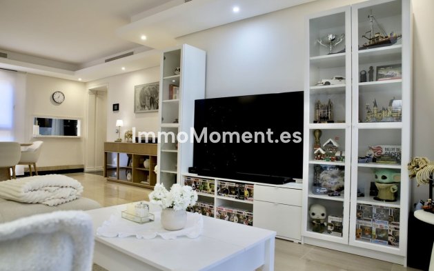 Bestaande woning - Appartement - Estepona  - Estepona Centro