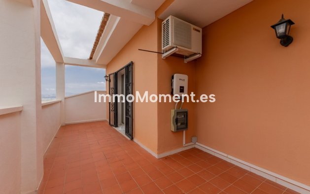 Wiederverkauf - Freistehende Villa -   Inländisch - Alhaurín de la Torre