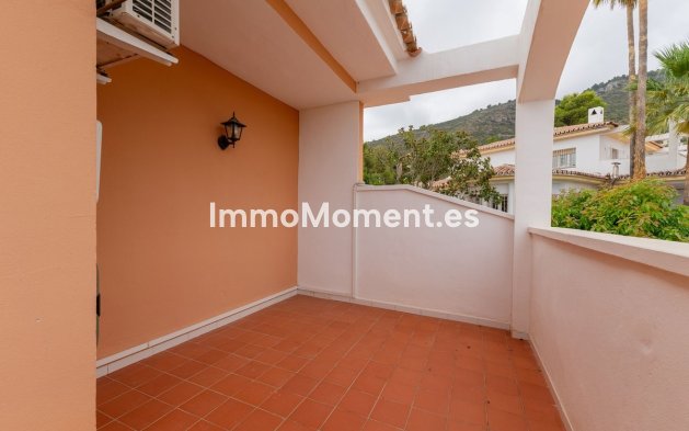 Wiederverkauf - Freistehende Villa -   Inländisch - Alhaurín de la Torre