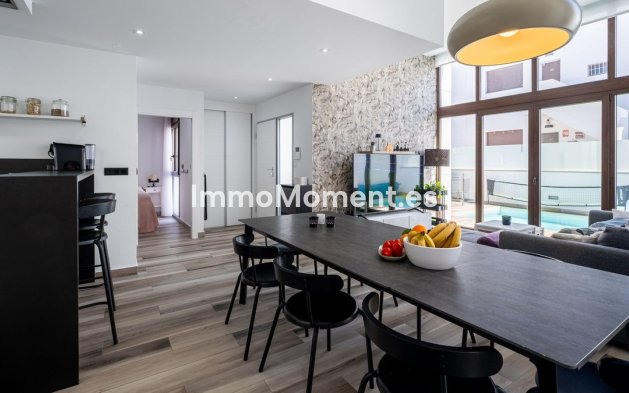 Wiederverkauf - Freistehende Villa - Orihuela - Los Balcones - Los Altos del Edén