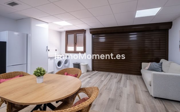 Wiederverkauf - Freistehende Villa - Orihuela - Los Balcones - Los Altos del Edén