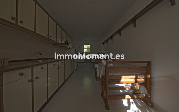 Reventa - Villa independiente - Estepona  - New Golden Mile
