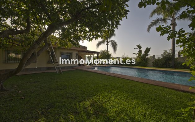 Reventa - Villa independiente - Estepona  - New Golden Mile