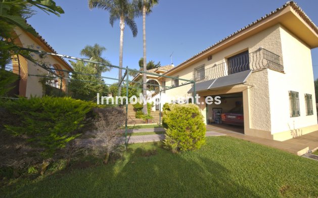 Reventa - Villa independiente - Estepona  - New Golden Mile