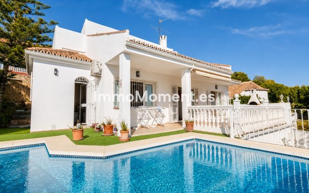 Reventa - Villa independiente - Estepona  - Estepona Centro