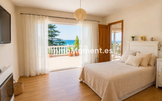 Reventa - Villa independiente - Estepona  - Estepona Centro