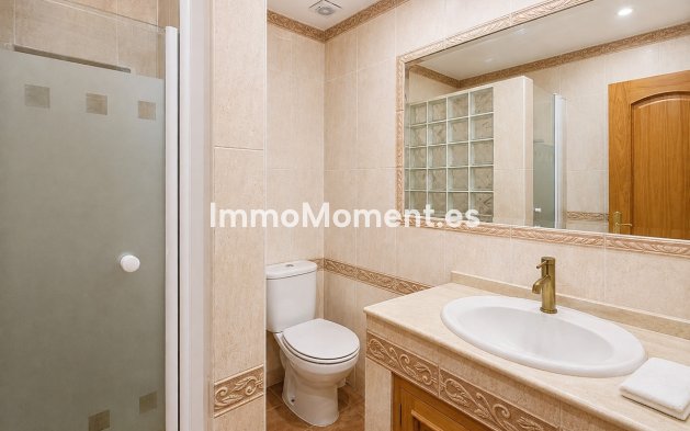 Reventa - Villa independiente - Estepona  - Estepona Centro
