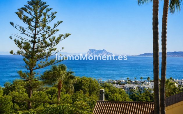 Reventa - Villa independiente - Estepona  - Estepona Centro