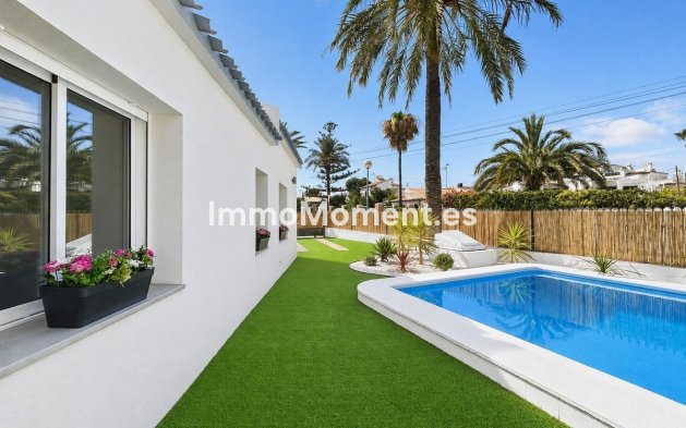 Bestaande woning - Vrijstaande villa - Orihuela - Punta Prima