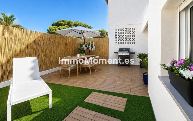Bestaande woning - Vrijstaande villa - Orihuela - Punta Prima