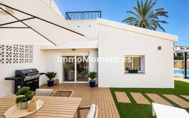 Bestaande woning - Vrijstaande villa - Orihuela - Punta Prima