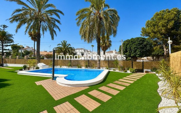 Bestaande woning - Vrijstaande villa - Orihuela - Punta Prima
