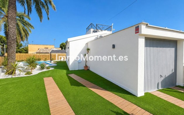 Bestaande woning - Vrijstaande villa - Orihuela - Punta Prima