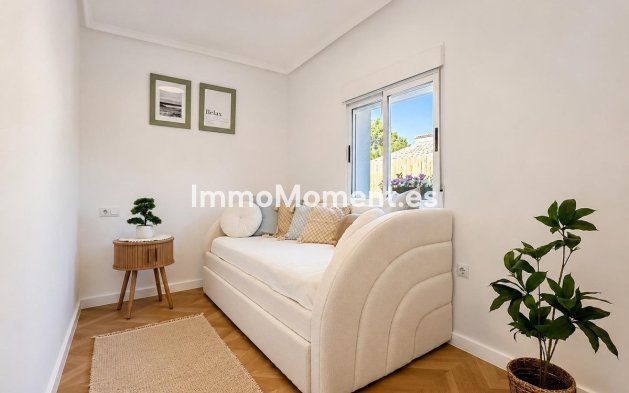 Bestaande woning - Vrijstaande villa - Orihuela - Punta Prima