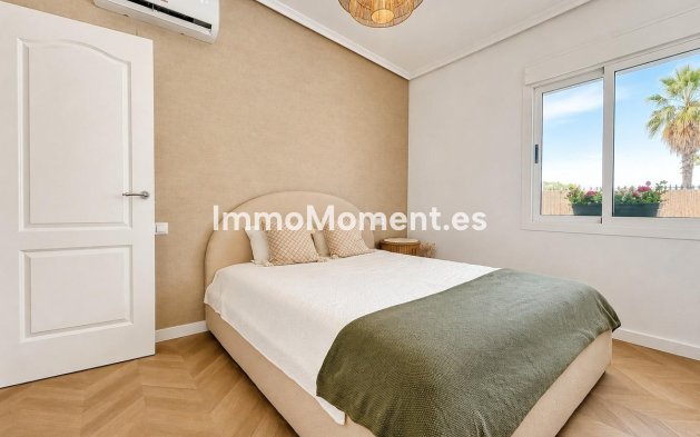 Bestaande woning - Vrijstaande villa - Orihuela - Punta Prima