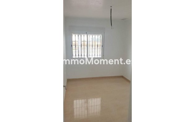 Bestaande woning - Vrijstaande villa - Catral - Catral Centro