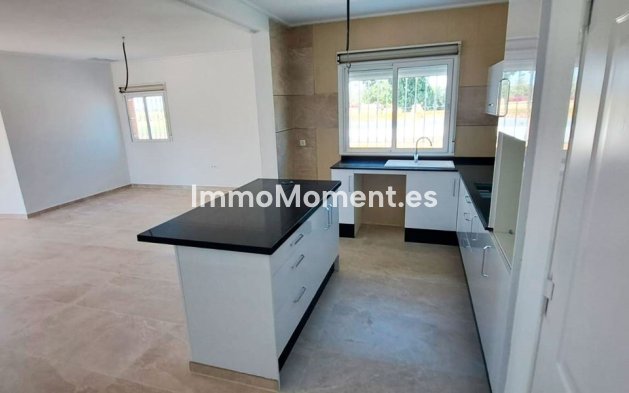 Bestaande woning - Vrijstaande villa - Catral - Catral Centro
