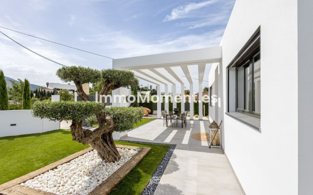 Resale - Country house - Inland  - Alhaurín el Grande Centro
