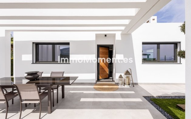 Resale - Country house - Inland  - Alhaurín el Grande Centro