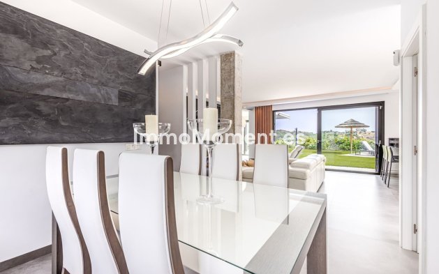 Resale - Country house - Inland  - Alhaurín el Grande Centro
