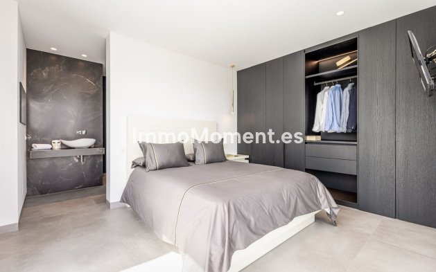 Resale - Country house - Inland  - Alhaurín el Grande Centro