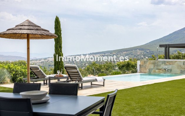 Resale - Country house - Inland  - Alhaurín el Grande Centro