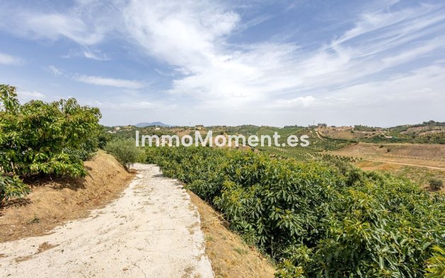 Resale - Country house - Inland  - Alhaurín el Grande Centro