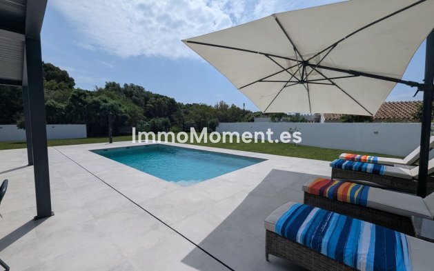 Wiederverkauf - Freistehende Villa - Marbella - Cabopino