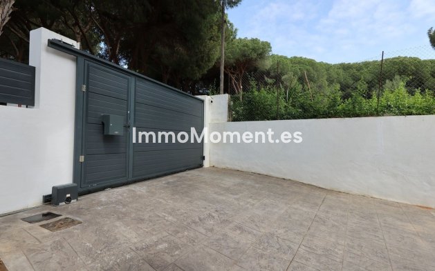 Wiederverkauf - Freistehende Villa - Marbella - Cabopino