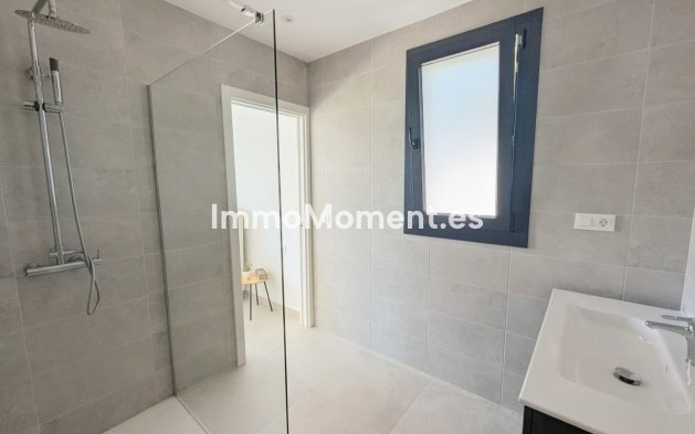 Wiederverkauf - Freistehende Villa - Marbella - Cabopino