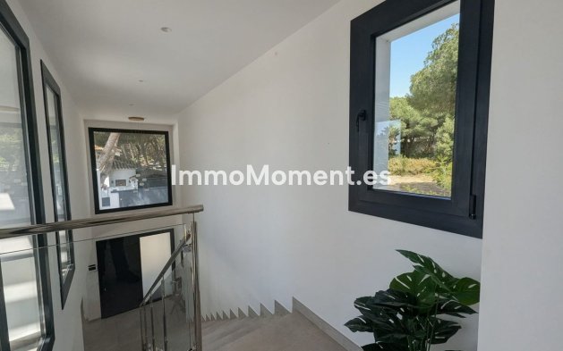 Wiederverkauf - Freistehende Villa - Marbella - Cabopino