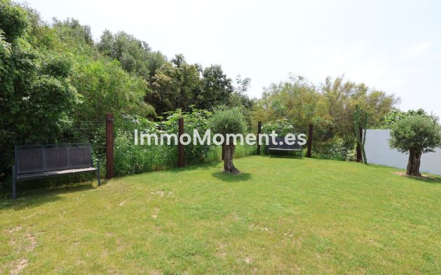 Wiederverkauf - Freistehende Villa - Marbella - Cabopino