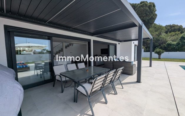 Wiederverkauf - Freistehende Villa - Marbella - Cabopino