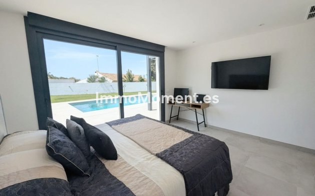 Wiederverkauf - Freistehende Villa - Marbella - Cabopino