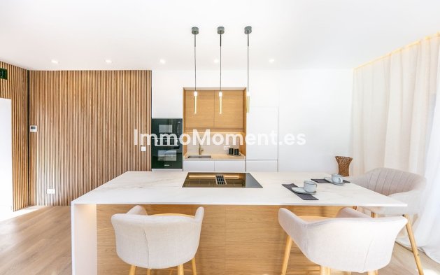 Reventa - Villa independiente - Fuengirola - Fuengirola Centro