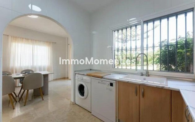 Bestaande woning - Vrijstaande villa - Marbella - Cabopino