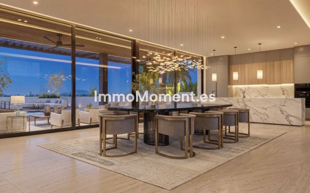 Resale - Detached villa - Estepona - Estepona Centro
