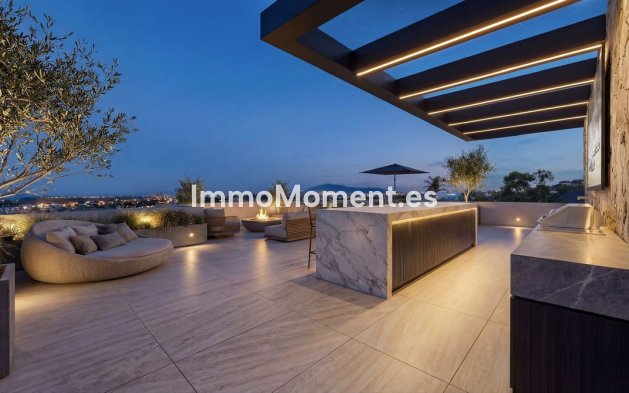 Resale - Detached villa - Estepona - Estepona Centro