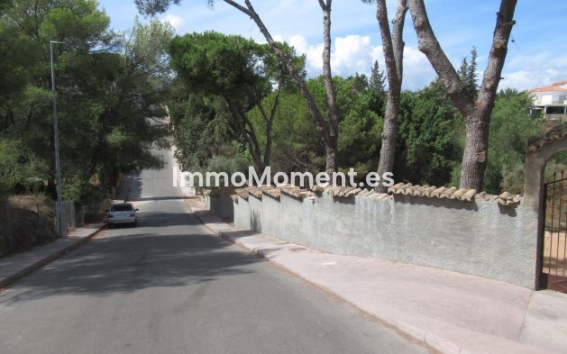 Resale - Plot - Inland  - Alhaurín de la Torre