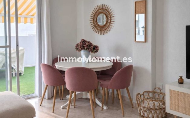 Resale - Apartment - Benahavís - Benahavís Centro