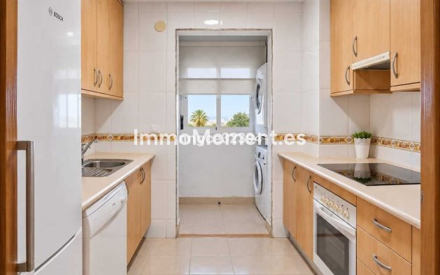 Resale - Apartment - Benahavís - Benahavís Centro