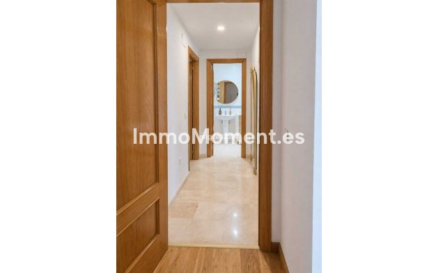 Resale - Apartment - Benahavís - Benahavís Centro